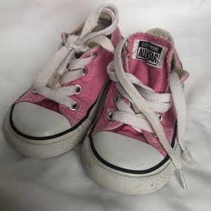 Pink size 6 converse